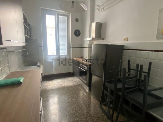Appartamento in affitto di 128 m² in Via Trento, 24