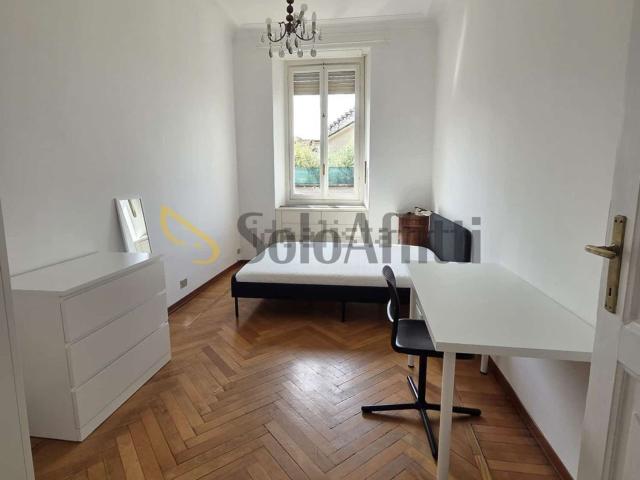 Appartamento in affitto di 129 m² in Via Giacomo Medici, 11