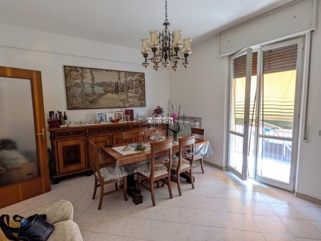 Appartamento in affitto di 129 m² in Via Francesco Saverio Nitti
