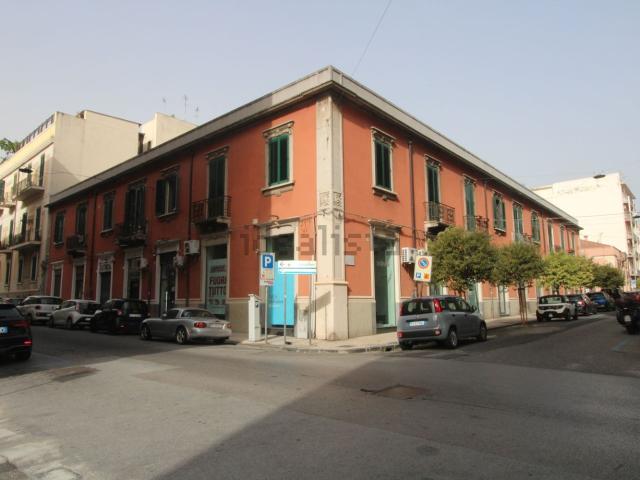 Appartamento in affitto di 130 m² in Via Camiciotti, 79