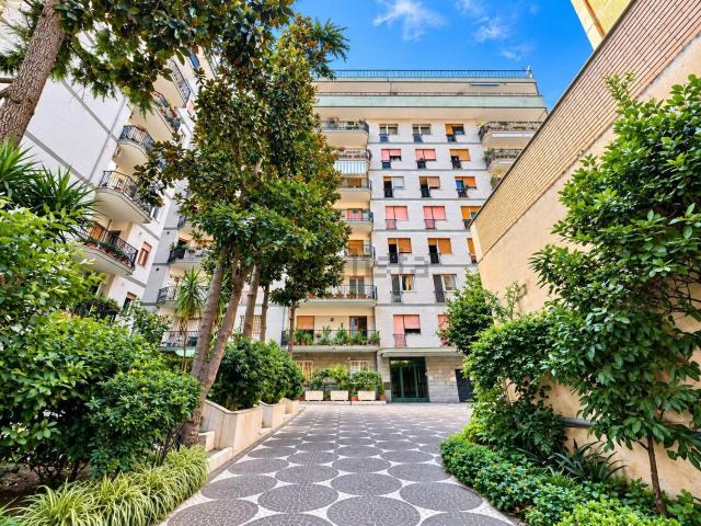 Appartamento in affitto di 130 m² in Via Croce Rossa, 20