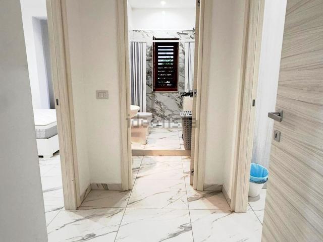Appartamento in affitto di 130 m² in Via Aversa, 12