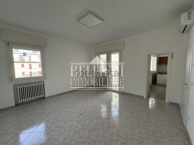 Appartamento in affitto di 130 m² in Via G. Bedin