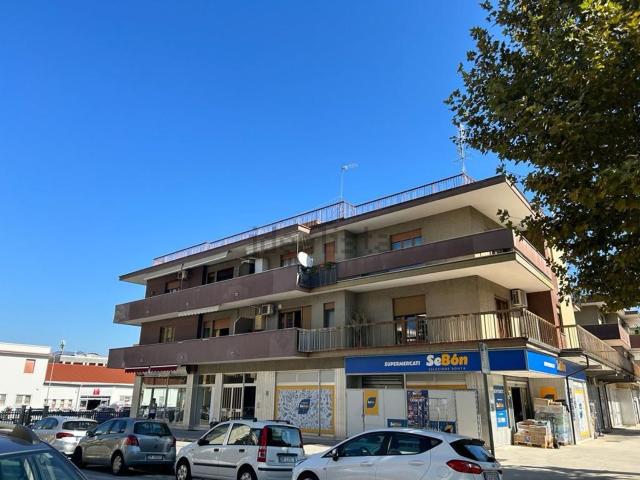 Appartamento in affitto di 130 m² in Via Garigliano