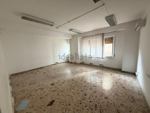 Appartamento in affitto di 130 m² in Via Giuseppe Martinez