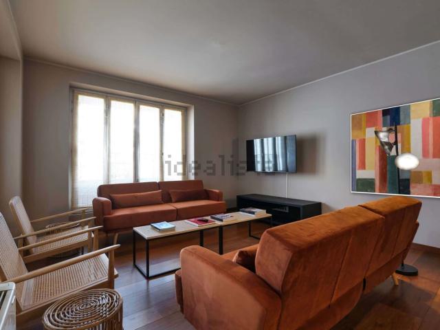 Appartamento in affitto di 130 m² in Via Giuseppe Pozzone, 1