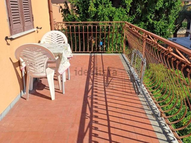 Appartamento in affitto di 130 m² in Via Giosuè Carducci