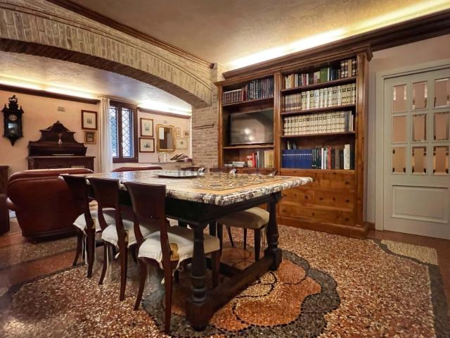 Appartamento in affitto di 130 m² in Via Guerrazzi, 26