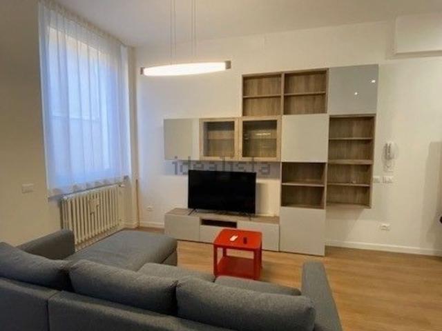 Appartamento in affitto di 130 m² in Via Donzi
