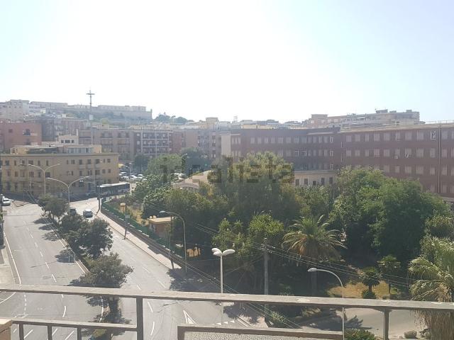 Appartamento in affitto di 130 m² in Via dei Giudicati, 8