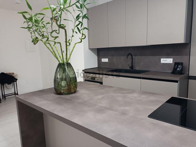 Appartamento in affitto di 130 m² in Via Delle Azalee, 47