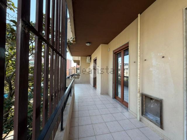Appartamento in affitto di 130 m² in Via delle Libellule, 9