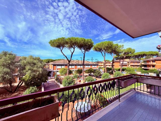 Appartamento in affitto di 130 m² in Via di S. Tarcisio, 115