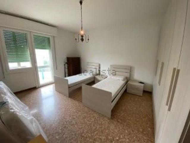 Appartamento in affitto di 130 m² in Via Egidio Marcon, 25