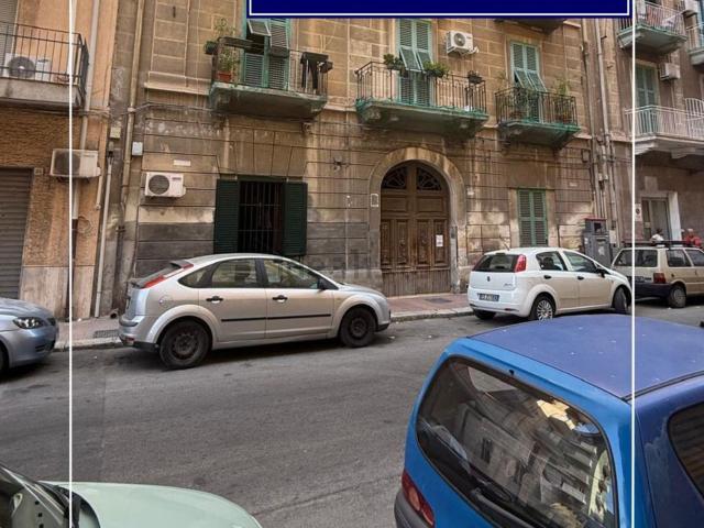 Appartamento in affitto di 130 m² in Via Egidio Giusti, 22