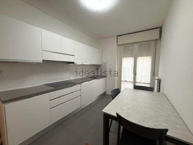 Appartamento in affitto di 130 m² in Via Elia Rainusso