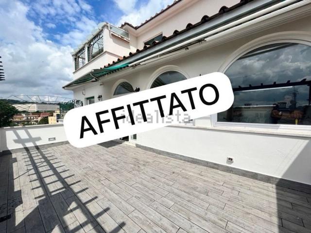 Appartamento in affitto di 130 m² in Via Flaminia