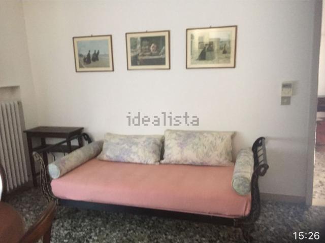 Appartamento in affitto di 130 m² in Via Innocenzo da Imola, 30