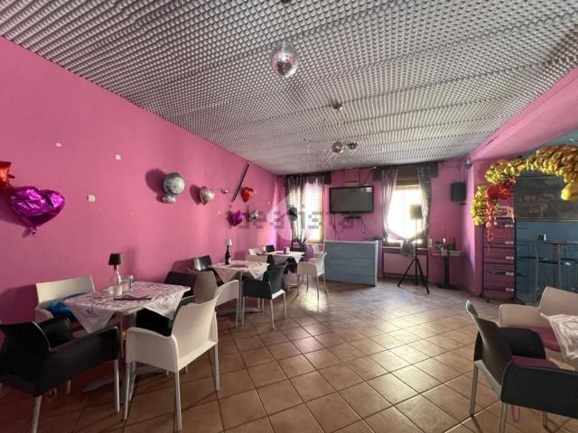Appartamento in affitto di 130 m² in Via Marino Parenti, 16