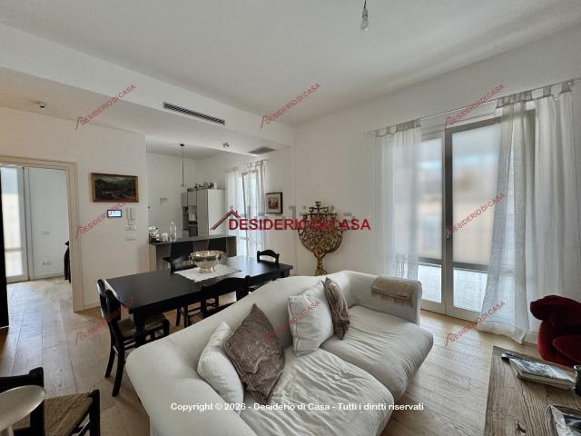 Appartamento in affitto di 130 m² in Via Simone Cuccia, 46