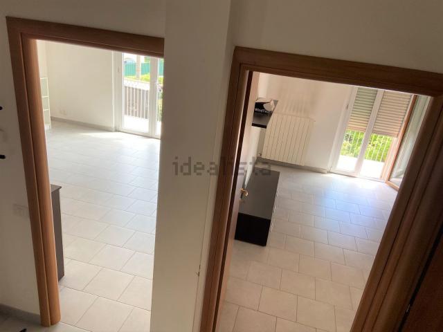 Appartamento in affitto di 130 m² in Via Pezza
