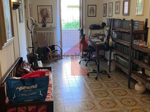 Appartamento in affitto di 130 m² in Via Piero della Francesca