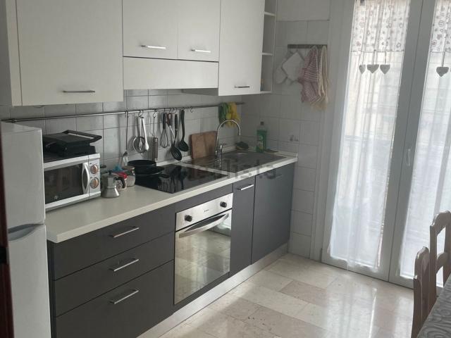 Appartamento in affitto di 130 m² in Via Piraghetto