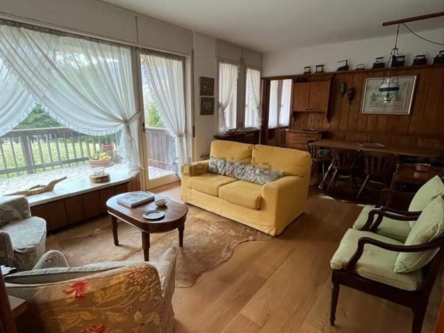 Appartamento in affitto di 130 m² in Via Rinaldo Menardi, 37