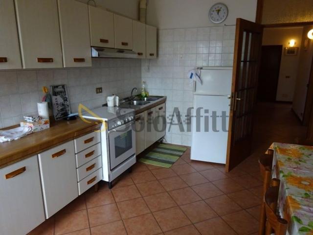 Appartamento in affitto di 130 m² in Viale della Repubblica, 45