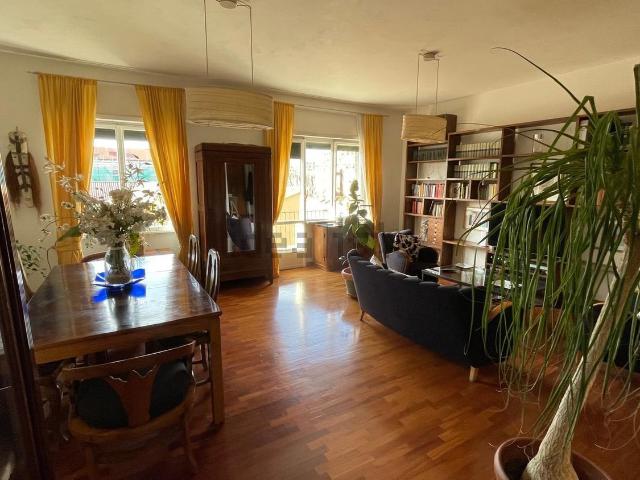 Appartamento in affitto di 130 m² in Viale delle Milizie, 3