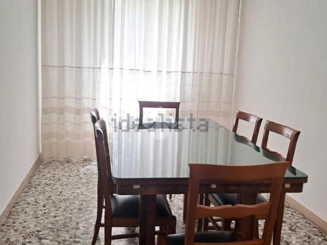 Appartamento in affitto di 130 m² in Viale Fratelli Rosselli
