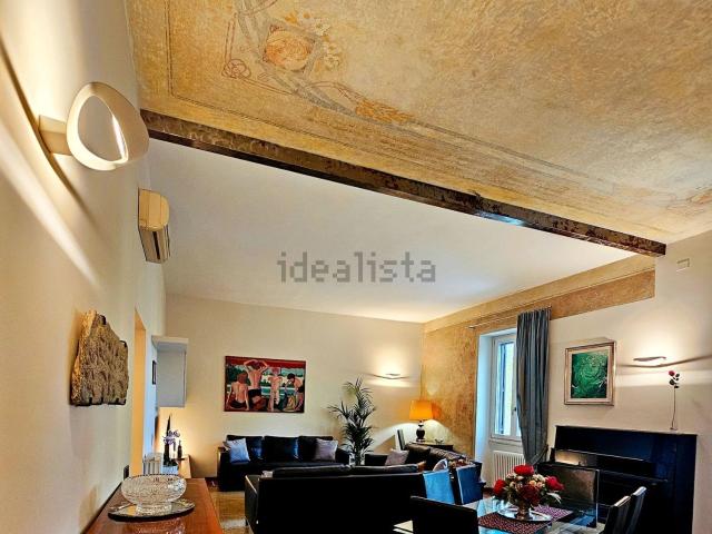 Appartamento in affitto di 130 m² in Viale Giulio Cesare, 109