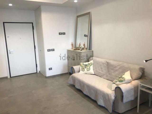 Appartamento in affitto di 130 m² in Viale II Giugno