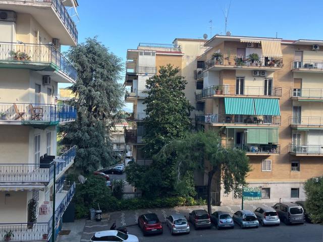 Appartamento in affitto di 130 m² in Viale Privato degli Astronauti