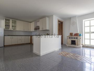 Appartamento in affitto di 130 m² in Vico Nazionale