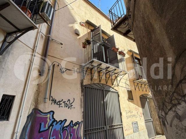Appartamento in affitto di 130 m² in Vicolo Cassarelli, 12