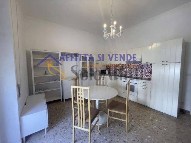 Appartamento in affitto di 130 m² in Corso Gelone, 63