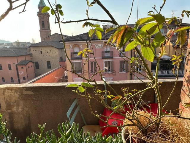 Appartamento in affitto di 130 m² in Piazza Giosuè Carducci