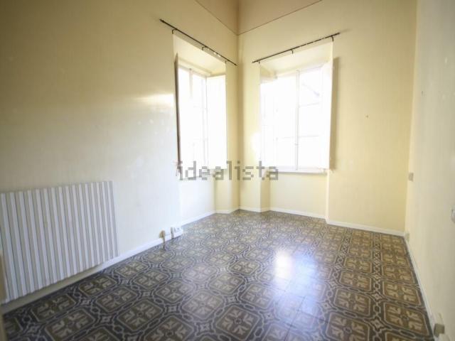 Appartamento in affitto di 130 m² in Via Santa Giustina, 55100