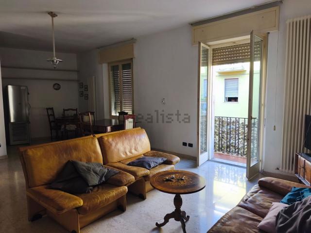 Appartamento in affitto di 130 m² in Strada Giuseppe Garibaldi