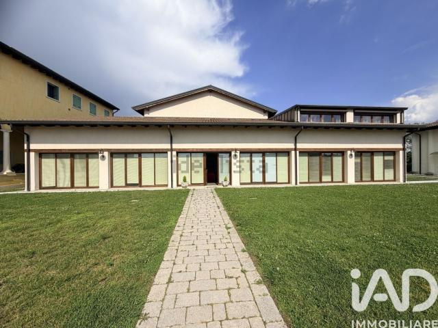 Appartamento in affitto di 130 m² in Strada della Parolina, 32