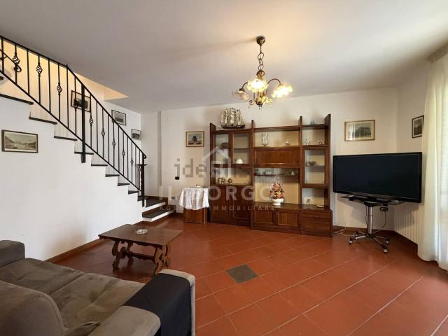 Appartamento in affitto di 131 m² in Via Enrico Berlinguer