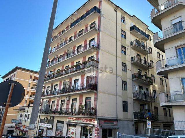 Appartamento in affitto di 131 m² in Via Pasquale Rebecchi, 29