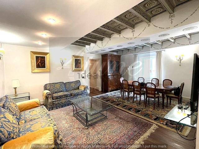 Appartamento in affitto di 131 m² in Piazza dei Santi Apòstoli, 49