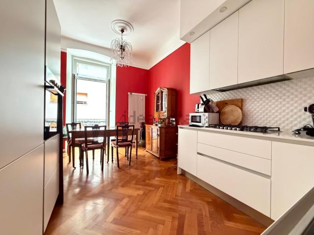 Appartamento in affitto di 132 m² in Via Paduina, 11