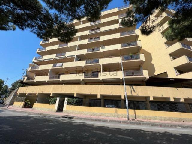 Appartamento in affitto di 132 m² in Via Panoramica dello Stretto, 574