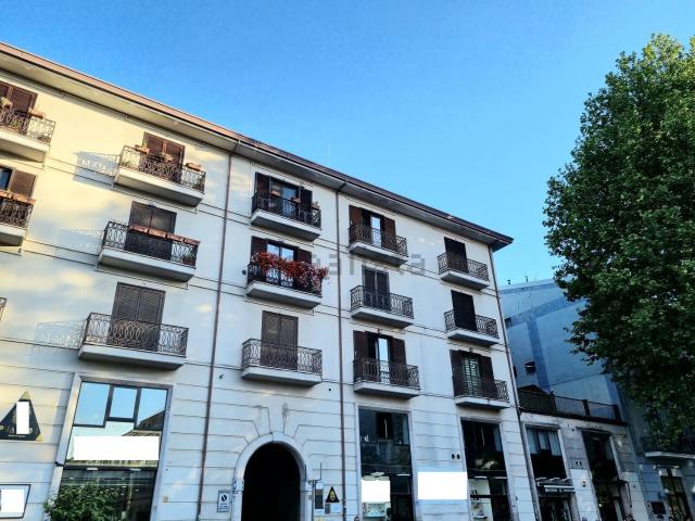 Appartamento in affitto di 134 m² in Corso Vittorio Emanuele II, 359