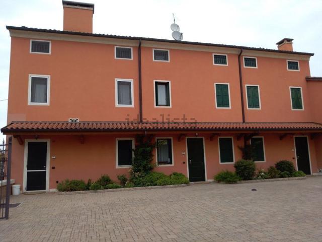 Appartamento in affitto di 135 m²