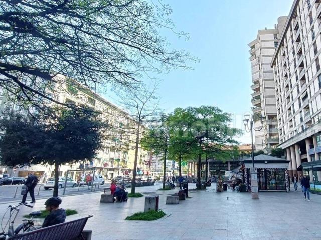 Appartamento in affitto di 135 m² in Via Fratelli Bandiera