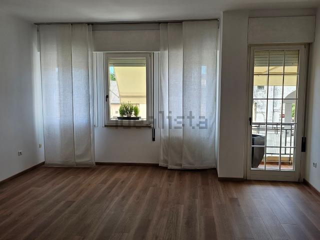 Appartamento in affitto di 135 m² in Via San Liberale